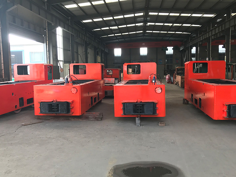 8噸蓄電池電機車-6